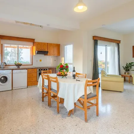 Villa Argaka Sun Tria